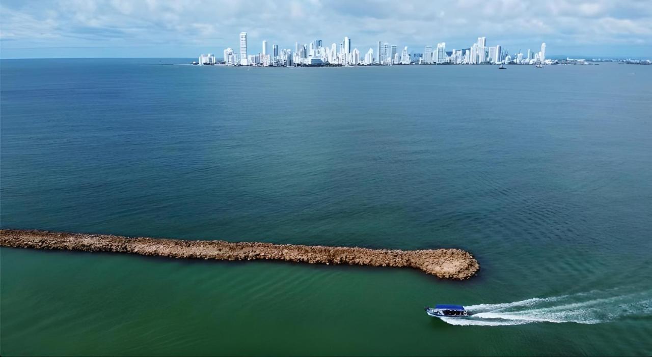 Amalife Beach Club & Hotel 巴鲁岛 外观 照片