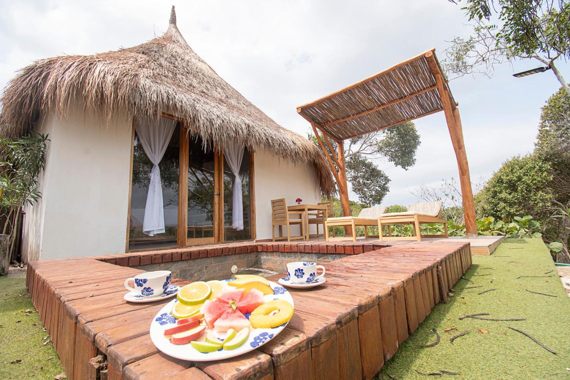 Amalife Beach Club & Hotel 巴鲁岛 外观 照片