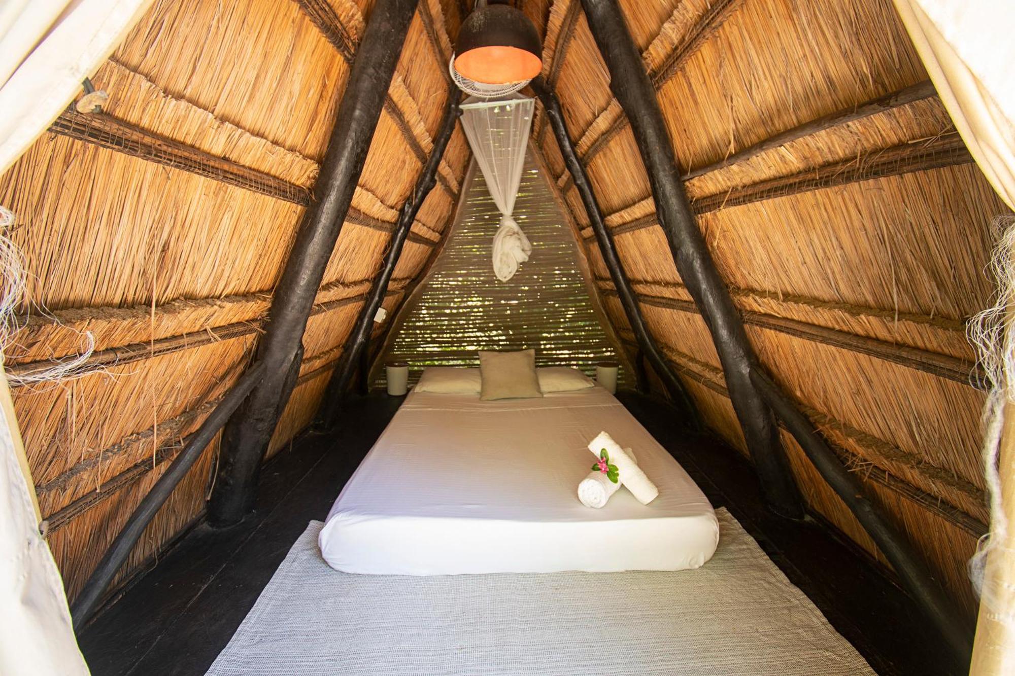 Amalife Beach Club & Hotel 巴鲁岛 外观 照片